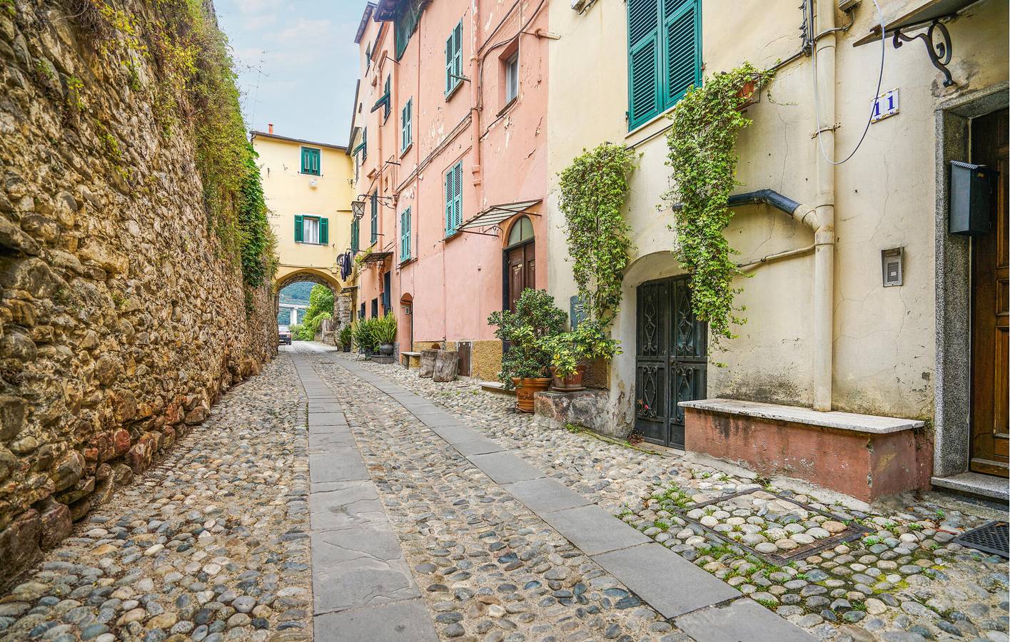 Entire holiday apartment, Upper Floor Apartment with AC, Kitchen, Internet - Castellaro in Taggia (City), Taggia