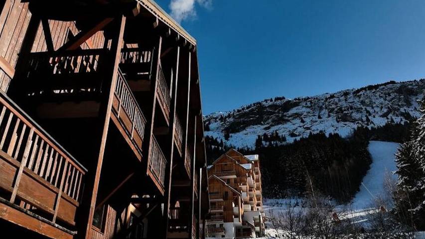 Chalet pour 11 personnes, avec balcon et sauna, animaux acceptés à Oz