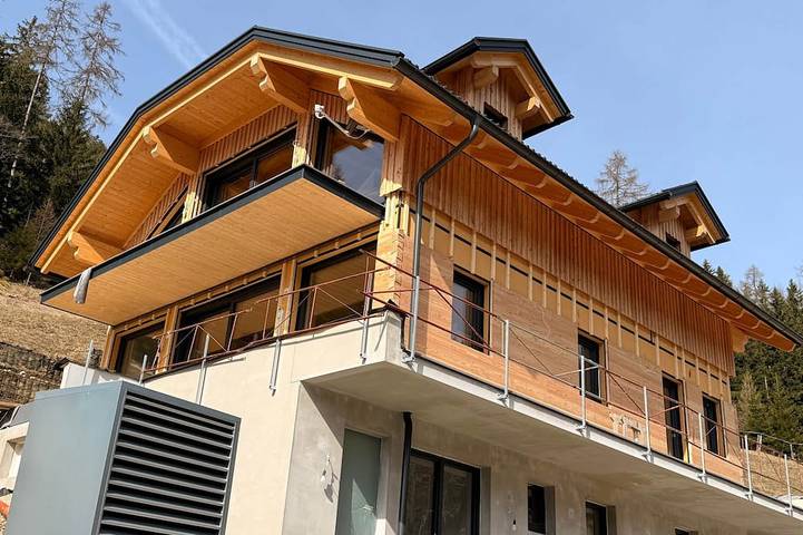 Ferienhaus für 6 Personen, mit Garten und Whirlpool sowie Balkon und Sauna