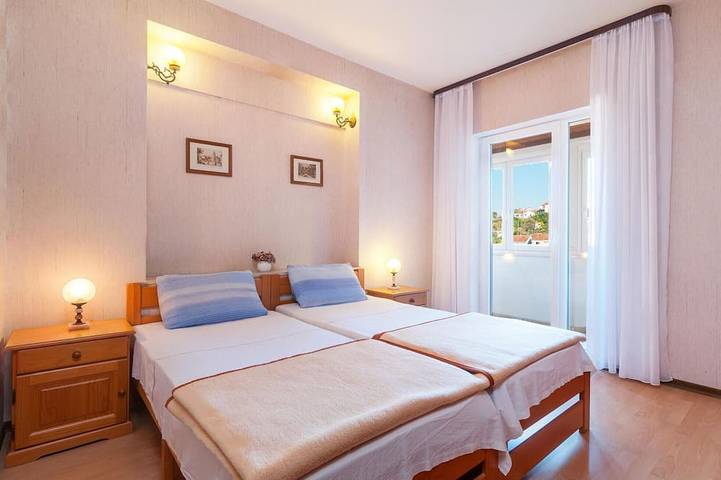 Ganze Wohnung, Schöne 1-Zimmer-Wohnung in Splitska in Supetar, Brac
