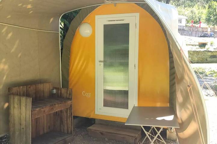 Mobil home pour 2 personnes à Recoules-Prévinquières