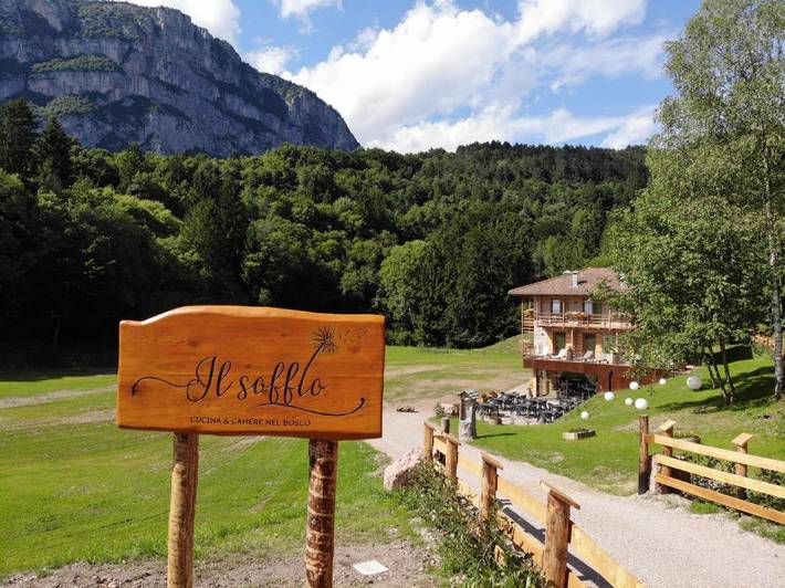 Location de vacances pour 2 personnes, avec jardin et vue à San Lorenzo in Banale