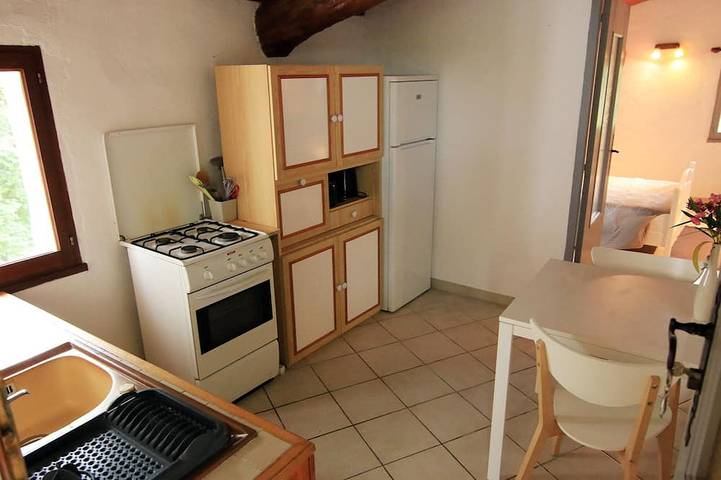 Location de vacances pour 2 personnes, avec jardin ainsi que jacuzzi et terrasse à Mollans-sur-Ouvèze - 4