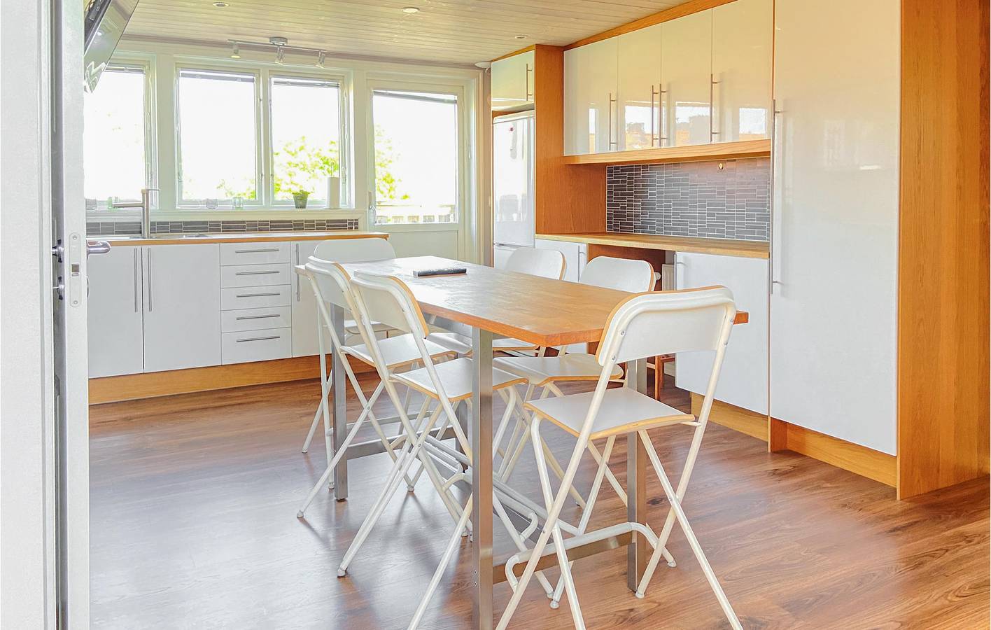 Ganze Ferienwohnung, Ferienwohnung für 6 Personen mit Garten in Länna (Gotland), Visby