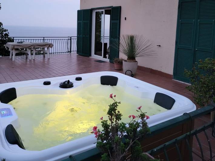 Location de vacances pour 7 personnes, avec jardin et balcon dans Ospedaletti - 3