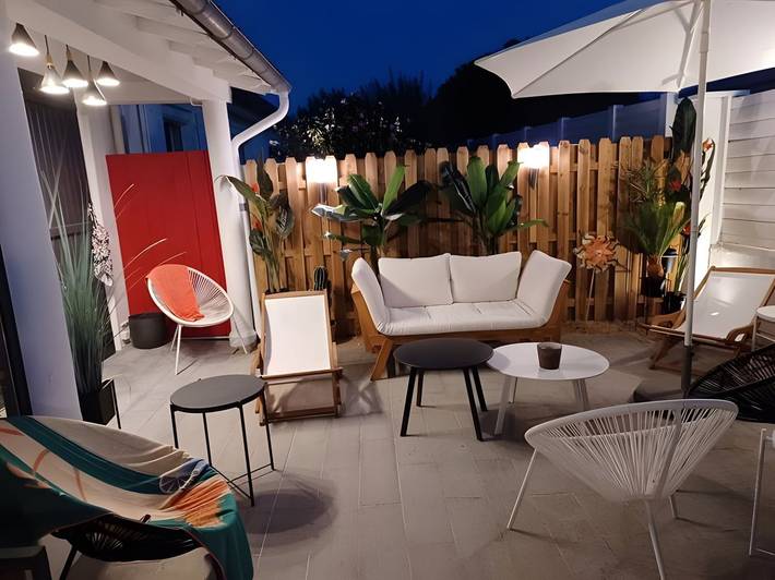 Gîte pour 6 personnes, avec jardin et terrasse dans Plage de la Grière - 2