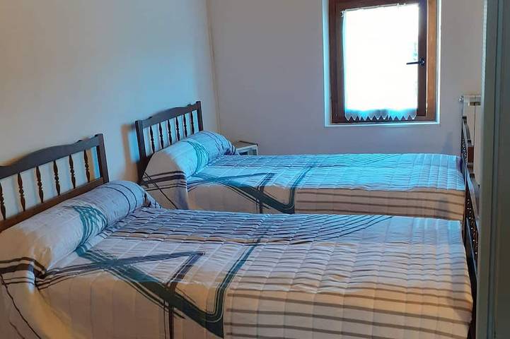 Location de vacances pour 4 personnes, avec jardin et terrasse à Saint-Martin-Labouval - 2