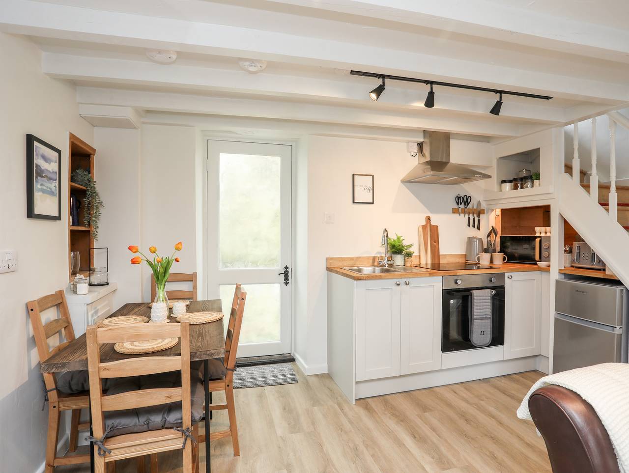 Bwthyn Lili (Lily Cottage) in Cemaes, Isle of Anglesey