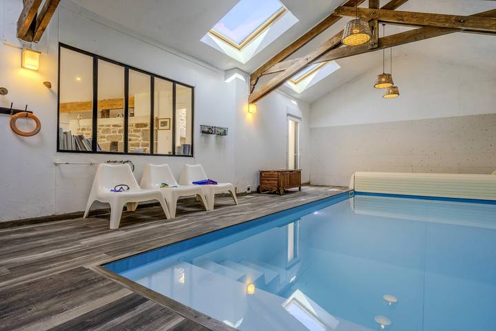Location de vacances pour 14 personnes, avec Terrasse et Jardin à Kerlouan