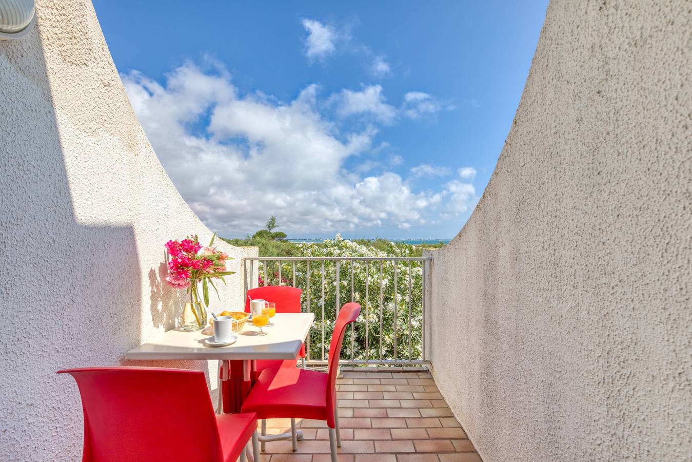 Ganzes Studio, Studio mit Meerblick-Terrasse direkt am Strand in La Grande Motte – renoviert 2026 in La Grande-Motte, Mittelmeerküste (Frankreich)