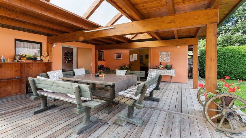 Ferienhaus für 4 Personen, mit Sauna und Pool sowie Garten, mit Haustier in Kärnten