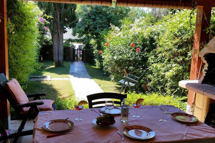 Casa vacanza per 5 persone, con balcone e giardino - 1