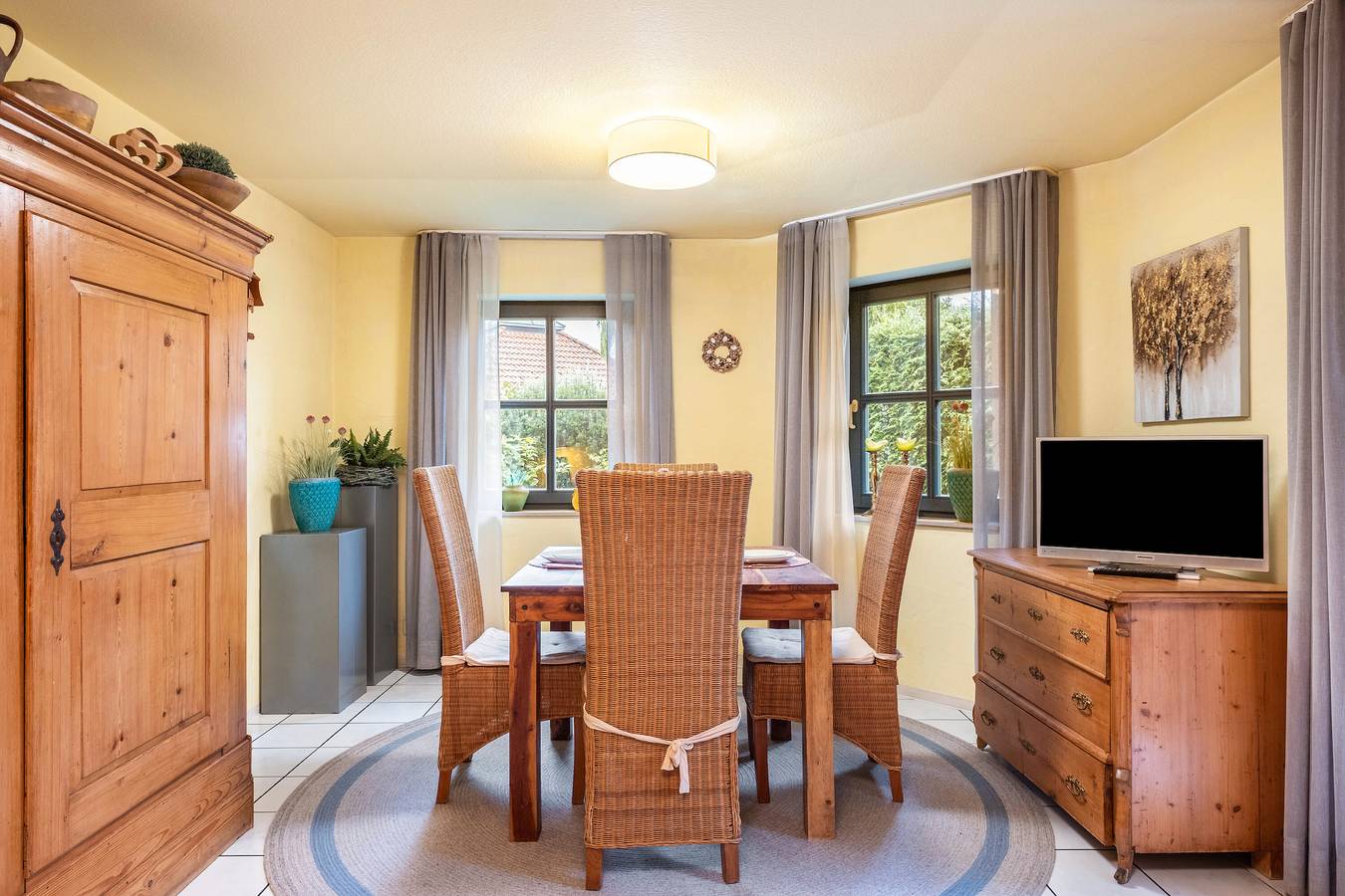 Ganze Wohnung, Apartment '69 qm, Parterre' mit gemeinsamer Terrasse, gemeinsamem Garten und Wlan in Unterkirnach, Mittlerer Schwarzwald