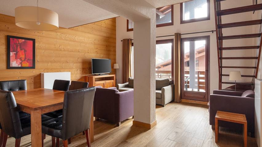 Appartement entier, Appartement de vacances pour 8 personnes avec balcon in Vallorcine, Région de Bonneville