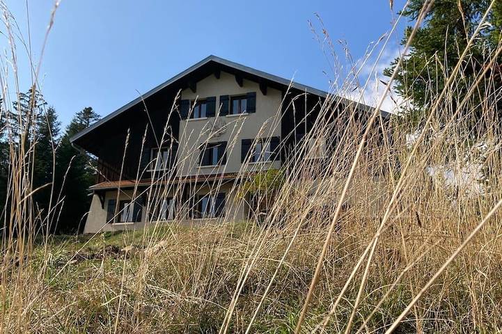 Location de vacances pour 29 personnes, avec piscine à Prénovel - 4