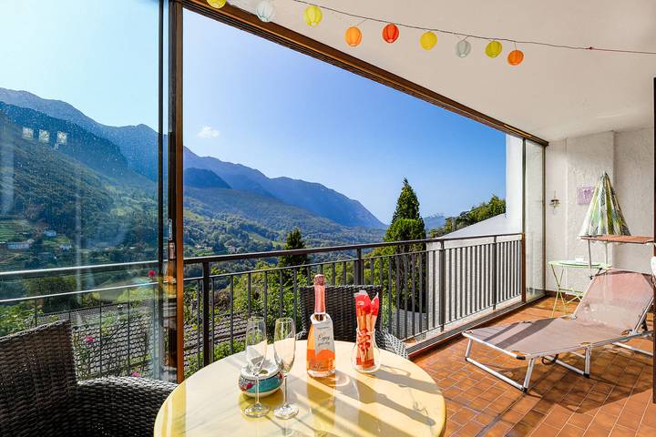 Villa pour 4 personnes, avec terrasse, animaux acceptés en Suisse