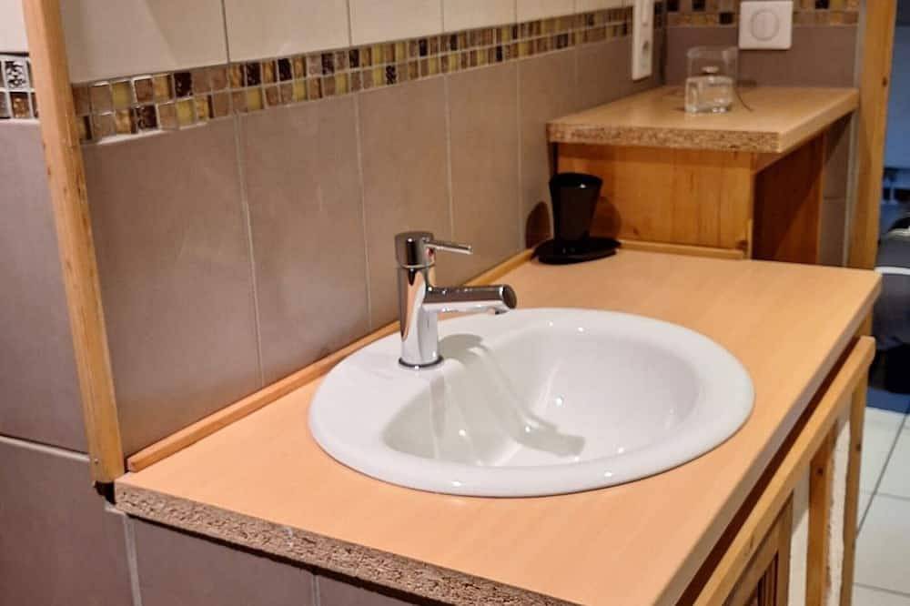 Gemütliche Ferienwohnung nahe den Cascades de Tendon mit Terrasse, privatem Parkplatz und Wlan in Le Tholy, Épinal und Umgebung