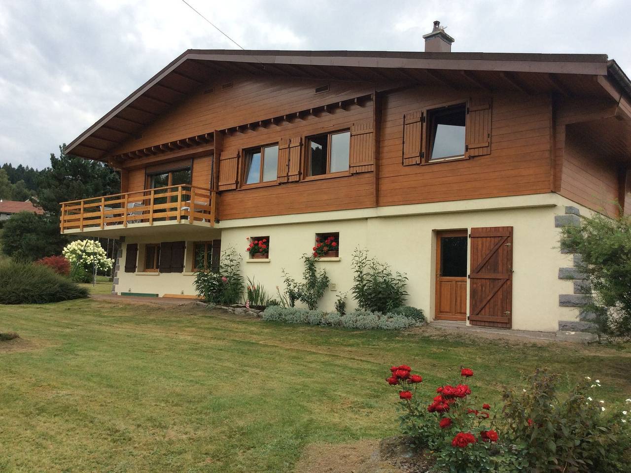 Appartement entier, Gîte confortable à Gérardmer avec jardin, ski, randonnées et activités nautiques in Gérardmer, Parc naturel régional des Ballons des Vosges