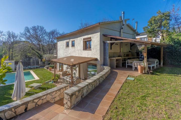 Casa de vacaciones para 6 personas, con jardín y piscina - 1