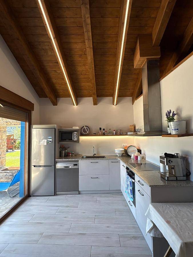 Casa rural para 6 personas, con vistas y jardín en Fiscal - 3