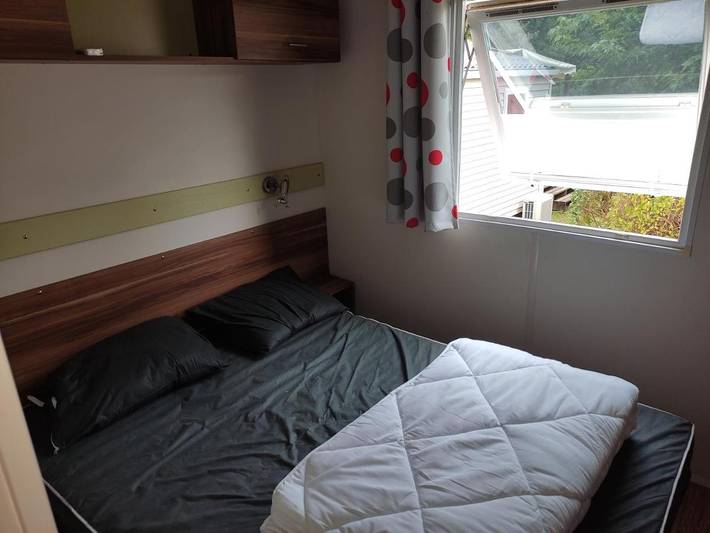 Tente pour 4 personnes, avec jardin ainsi que piscine et jacuzzi dans les Landes - 4