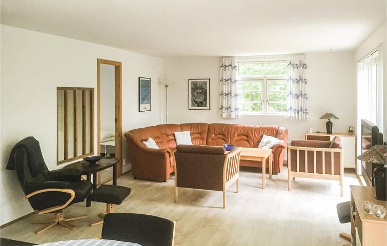 Ferienhaus für 8 Personen mit Terrasse in Knäred, Halland