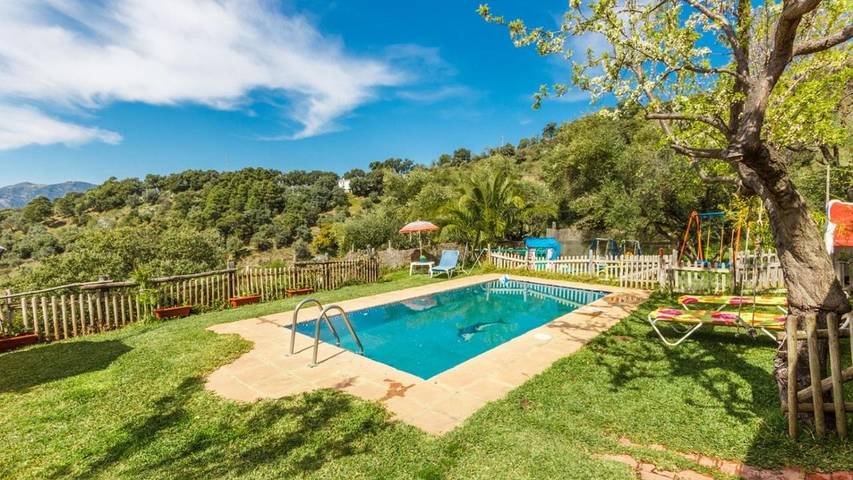 Casa rural para 6 personas, con jardín y piscina en Jubrique - 2