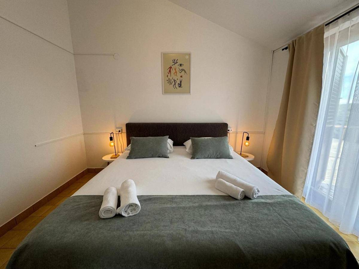 Room accomodation Jezera Lovišća in Tisno, Murter