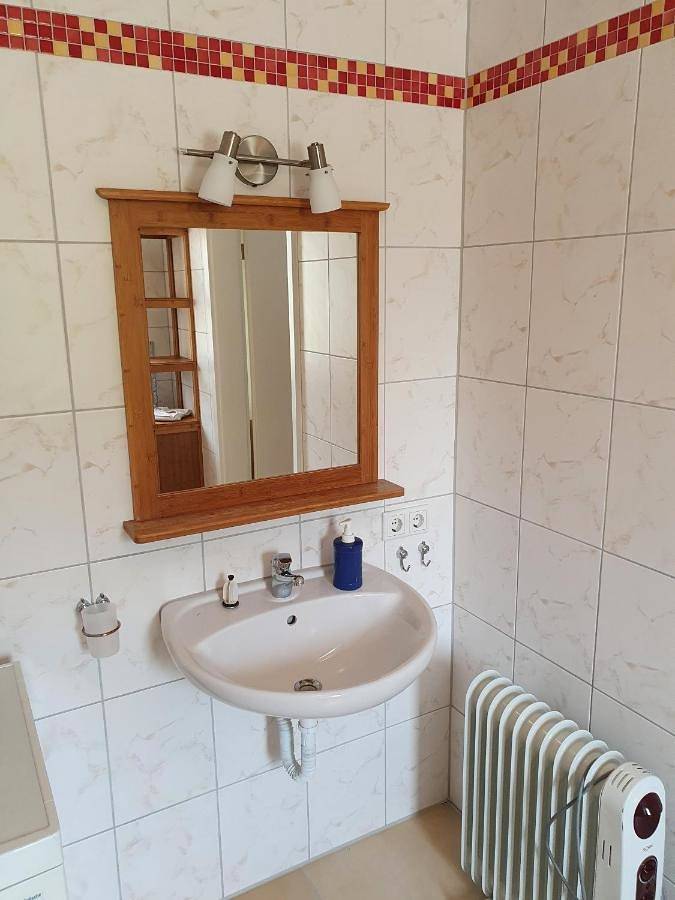 Ferienwohnung für 2 Personen, mit Terrasse und Ausblick in Weilheim - 2