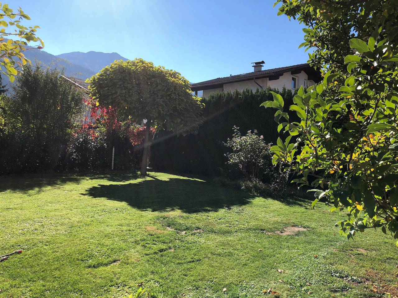 Entire studio, Studio Apartment 'Gartenstudio Peony' with Mountain View, Private Terrace and Wi-Fi in Stubai Alps, Birgitz