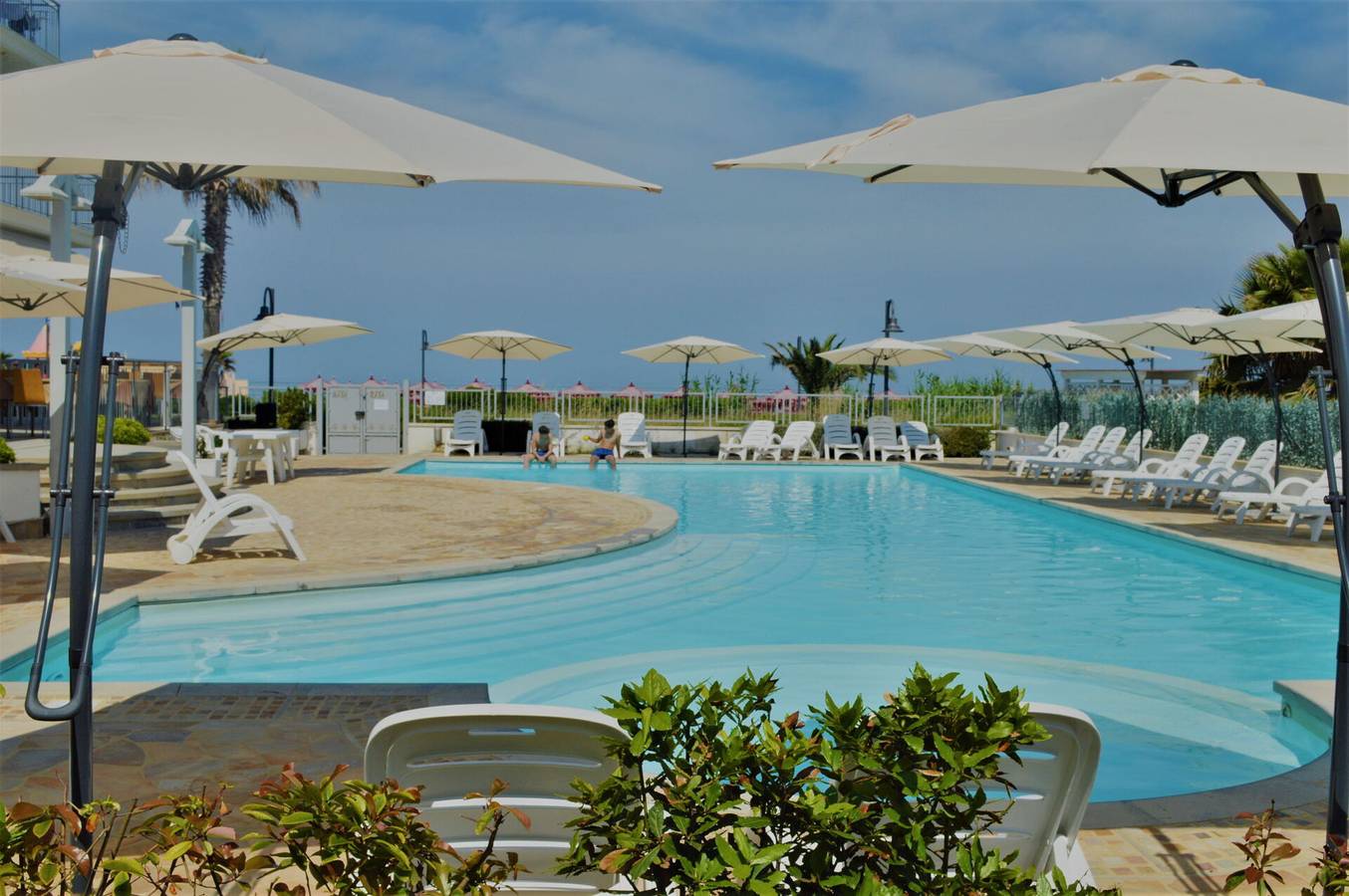 Ganze Wohnung, Residence Roseto, Pool, Seaview, Abruzzo - Casa Del Mar in Teramo Provinz