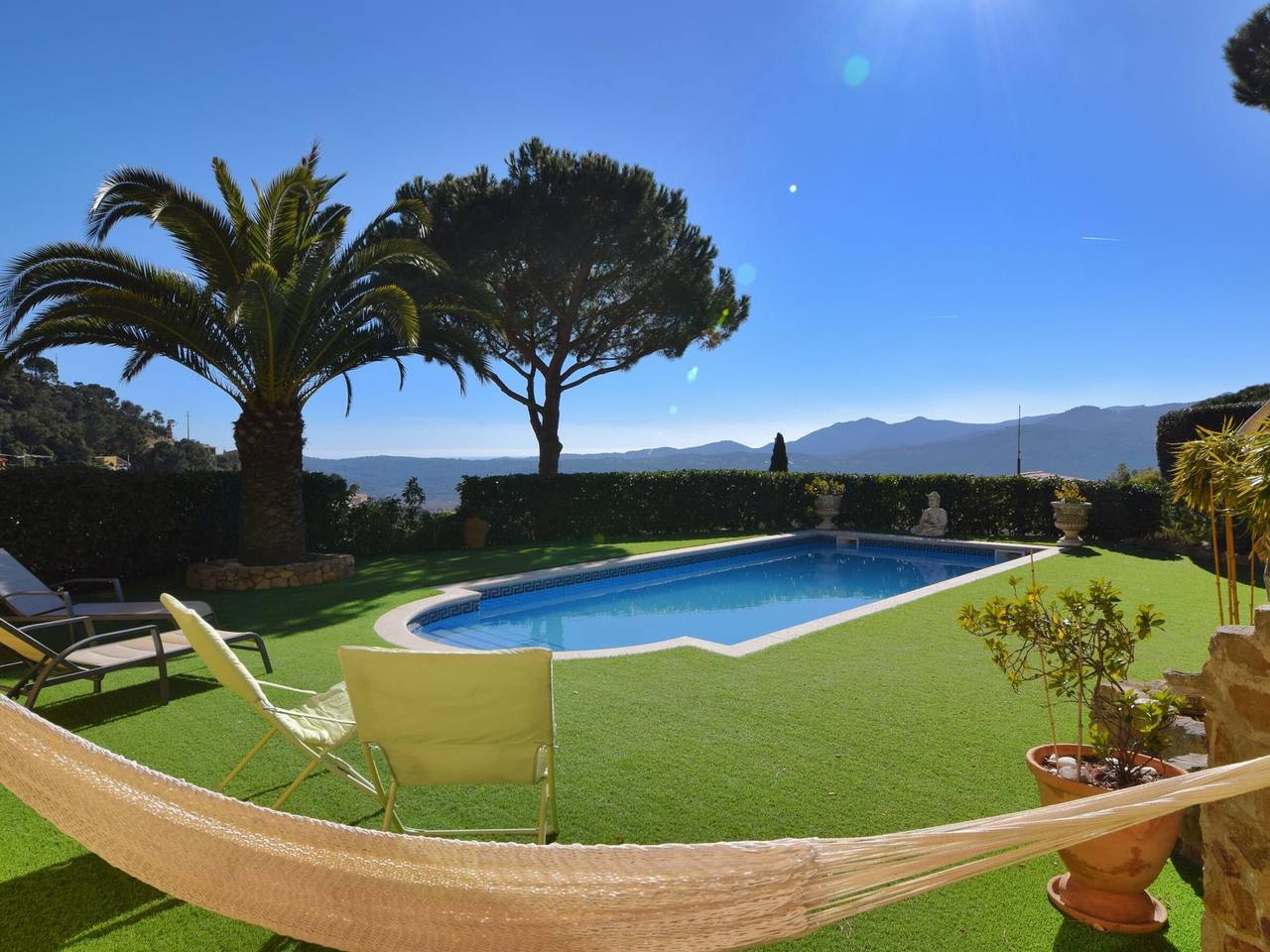 Villa con piscina privada, barbacoa, Wifi y aparcamiento, cerca de las playas de la Costa Brava in Santa Cristina de Aro, Costa Brava