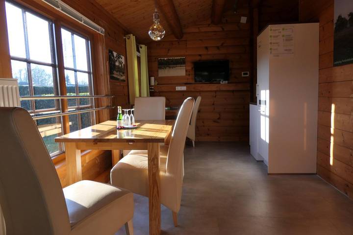 Ferienhaus für 5 Personen, mit Terrasse und Garten im Emsland - 2