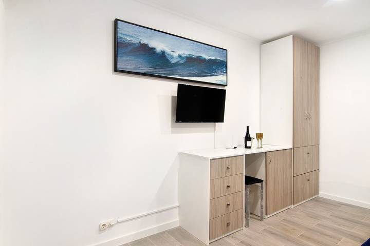 Appartement entier, Appartement « Beach » avec terrasse partagée, Wi-Fi et climatisation in Moncarapacho e Fuseta, Parque Natural da Ria Formosa