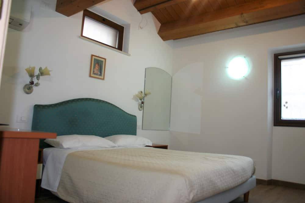 Entire apartment, 1 Bedroom Apartment in Loreto in Loreto, Ancona Province