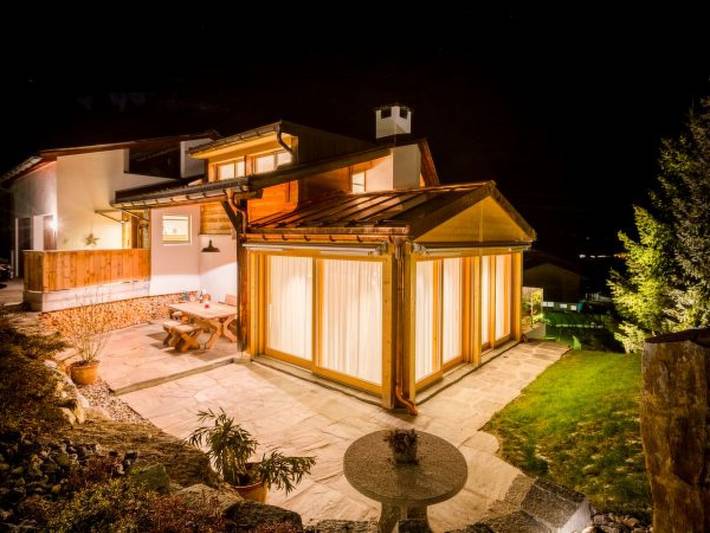 Chalet für 7 Personen, mit Balkon und Sauna in Flims - 2