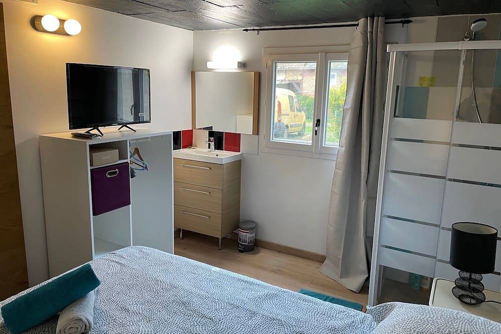 Entire apartment, Joli appartement centre Veules-Les-Roses parking privé Wifi in Veules-les-Roses, Dieppe region