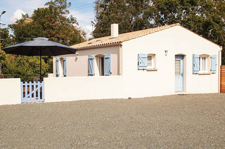 Location de vacances pour 6 personnes, avec Terrasse et Jardin à Ciré-d'Aunis