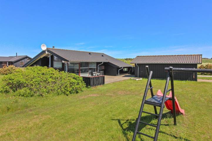 Ferienhaus für 6 Personen, mit Whirlpool und Sauna sowie Terrasse in Hirtshals