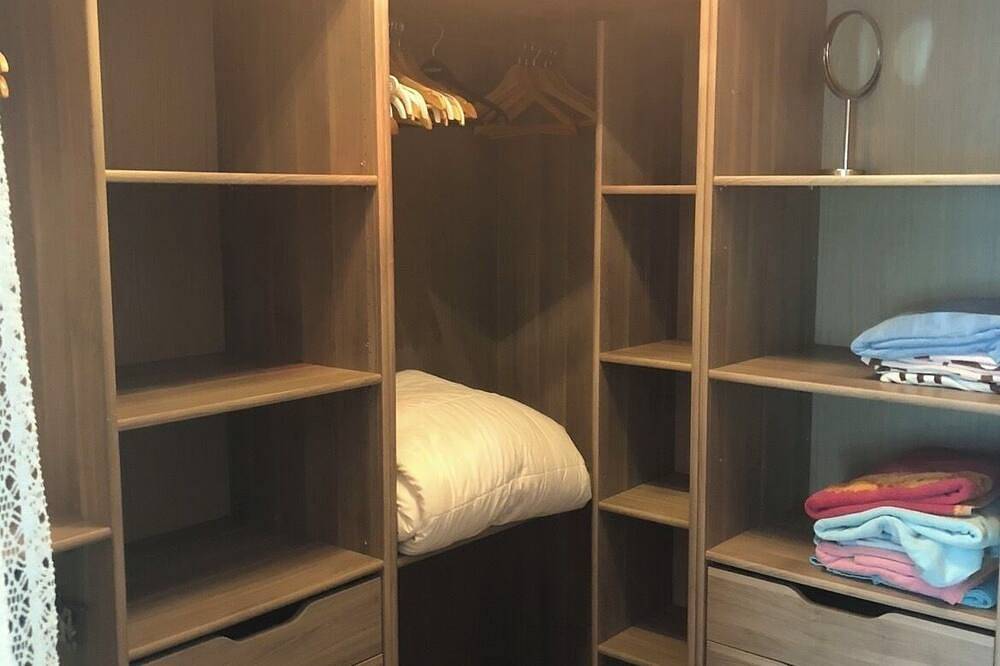 Large air-conditioned family home with private, heated, secure swimming pool in Seignosse, Côte d’Argent