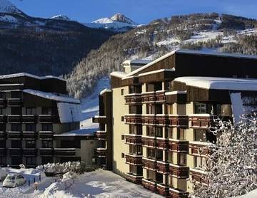 Gîte pour 4 personnes dans Office De Tourisme De Serre Chevalier Bureau De Saint Chaffrey