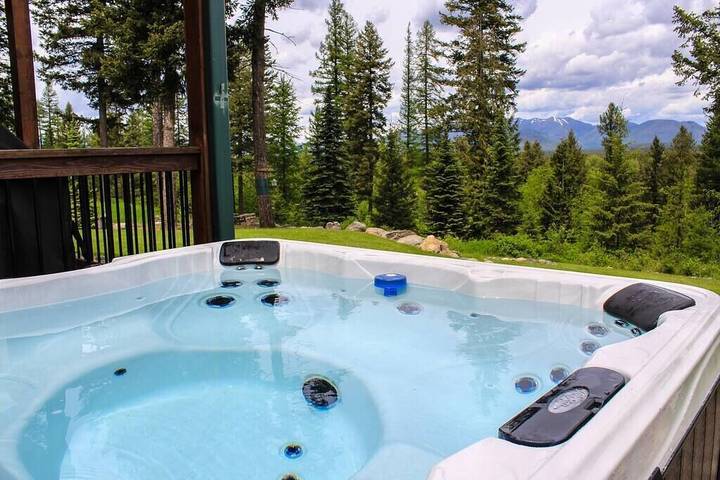 Vacation rental for 9 people, with balcony and yard in Coram