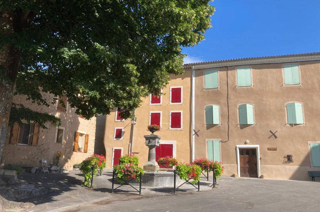 Appartement de vacances entier, Le Château in Bayons, Région de Forcalquier