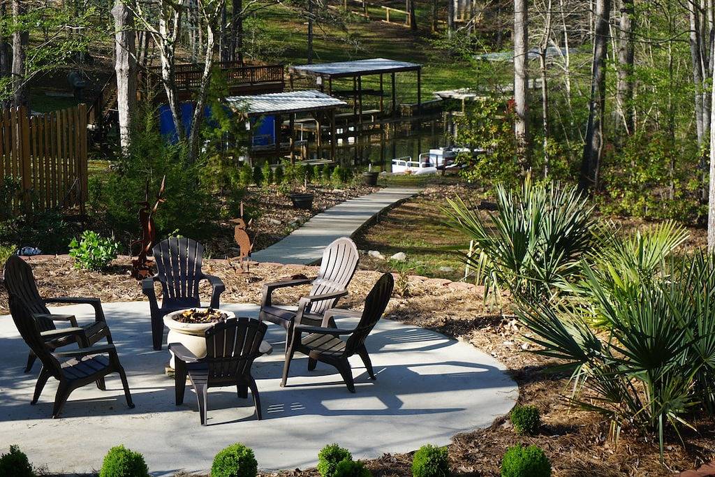 * Giant Porch *** Bootvermietung In Der Nähe ** Haustiere ** Docken Sie Ihr Boot Vor Ort in Lake Gaston