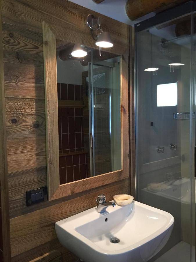 Gîte pour 8 personnes, avec jardin et jacuzzi à Temù - 4
