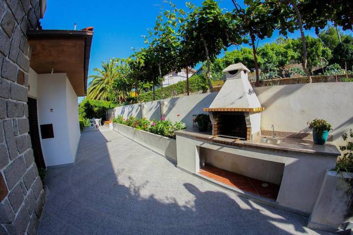 Gîte pour 2 personnes, avec jardin et vue dans Ponte da Barca - 4