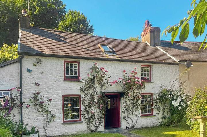 Cottage for 4 people, with garden in Fishguard