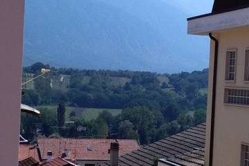 Gîte pour 3 personnes, avec balcon ainsi que piscine et sauna à Pratola Peligna