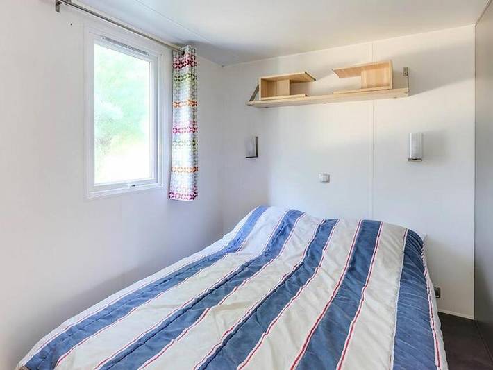 Camping pour 4 personnes, avec bassin pour enfant à Saint-Georges-d'Oléron - 3