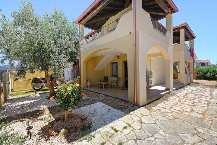 Casa Vacanze Domu a Mari with Air Conditioning in Pula region, Cagliari Province